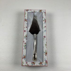 Grace's Teaware Silverplate Westwood Linear Pattern Cake Server Floral 6154